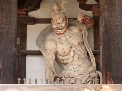 法隆寺・金剛力士像